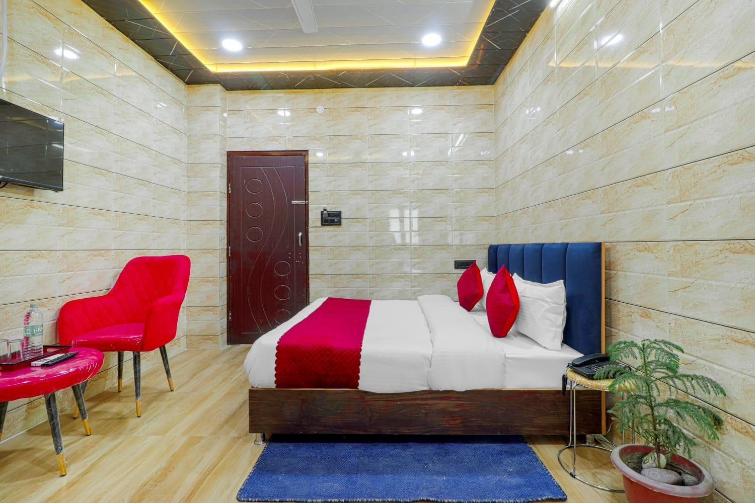 Hotel Krishna Priya Харидвар Экстерьер фото